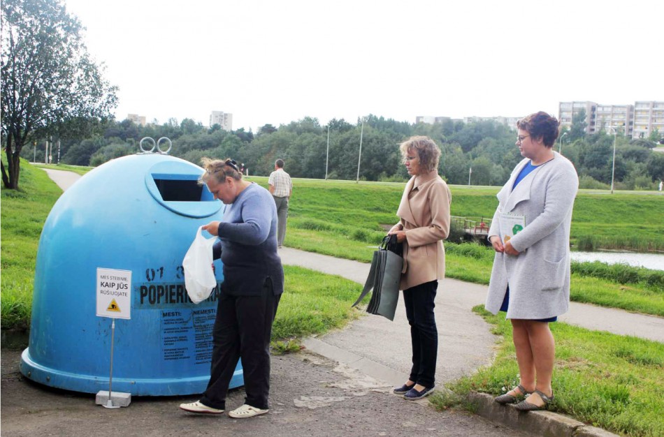 „Jonavos paslaugoms“ – pirmoji vieta konkurse už iniciatyvą rūšiuoti atliekas