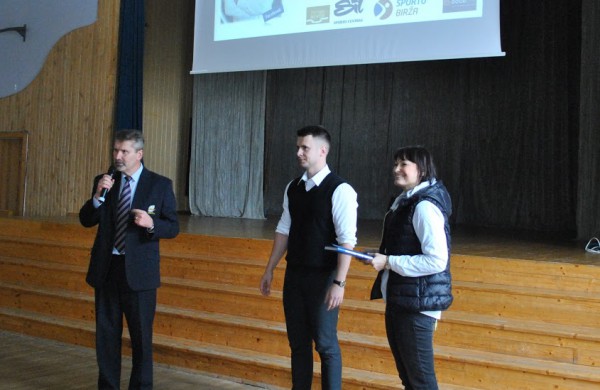 J.Ralio gimnazijoje naktį apsilankė ir humoristas Justinas Jankevičius