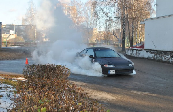 J.Ralio gimnazijoje naktį apsilankė ir humoristas Justinas Jankevičius