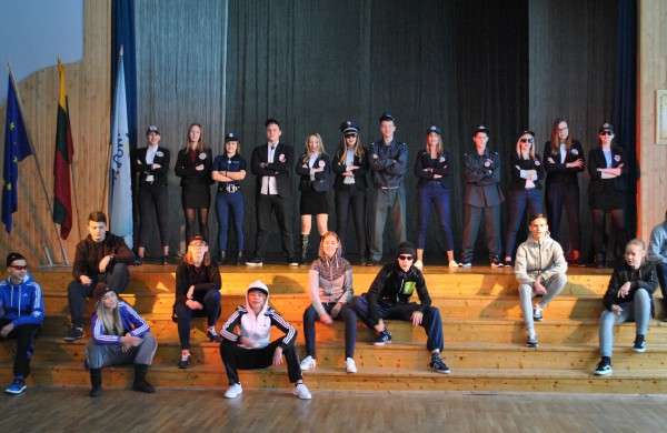 J.Ralio gimnazijoje naktį apsilankė ir humoristas Justinas Jankevičius