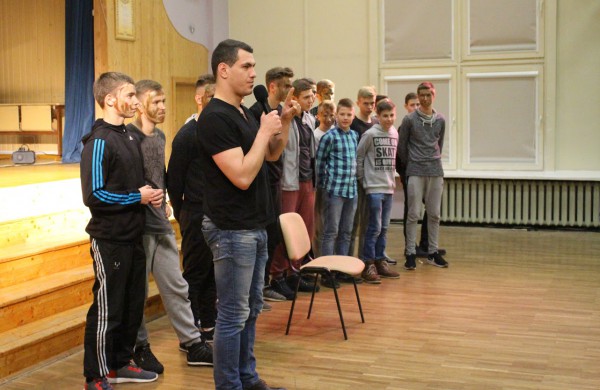 J.Ralio gimnazijoje naktį apsilankė ir humoristas Justinas Jankevičius