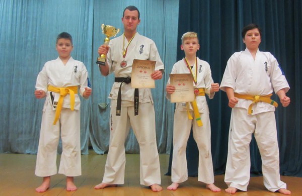 Iš varžybų - su apdovanojimais