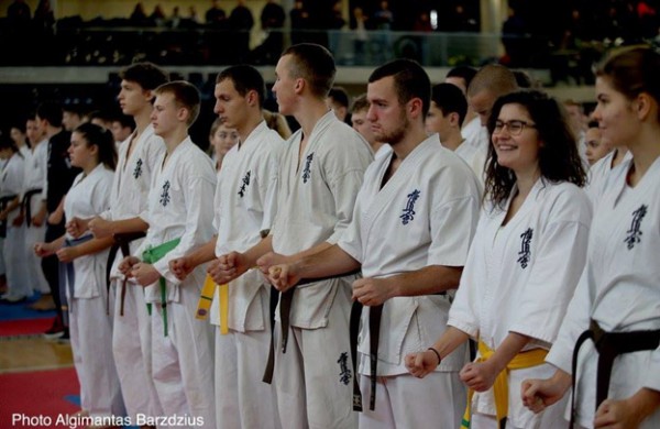 Iš varžybų - su apdovanojimais