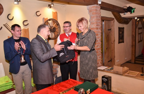 Senjorų futbolo klubo „Klevas“ vakaronėje – dovanų gausa