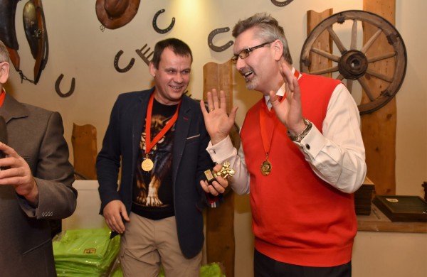 Senjorų futbolo klubo „Klevas“ vakaronėje – dovanų gausa