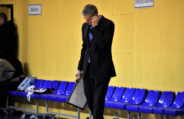 Jonavos krepšinio mėgėjams pergalių dar teks palaukti