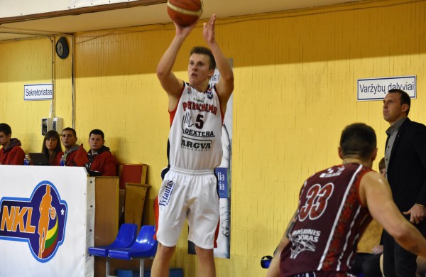 Jonavos krepšinio mėgėjams pergalių dar teks palaukti