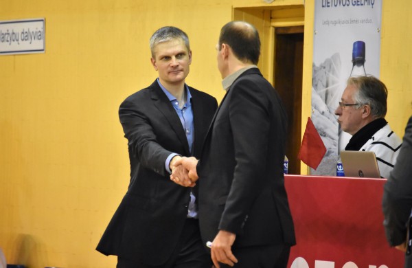 Jonavos krepšinio mėgėjams pergalių dar teks palaukti