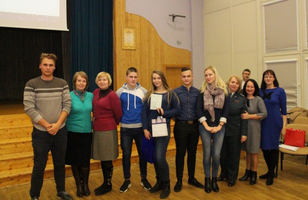 Protų kovos vienija gimnazijos bendruomenę