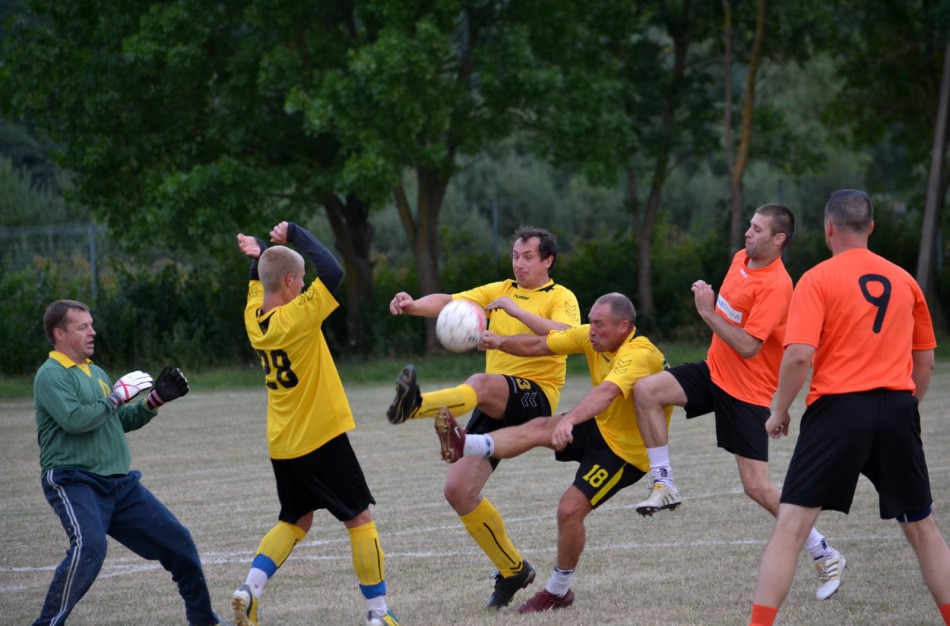 Rajono futbolo pirmenybėse – dvejos rungtynės iš keturių