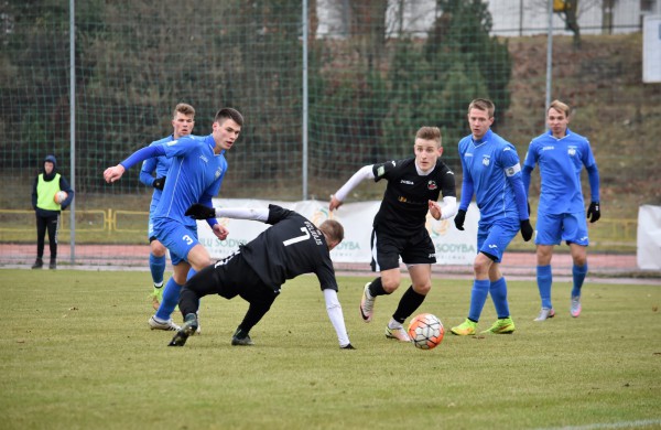 Paskutinėse sezono rungtynėse „Lietava“ trinktelėjo durimis – įveikti bronzos medalių laimėtojai