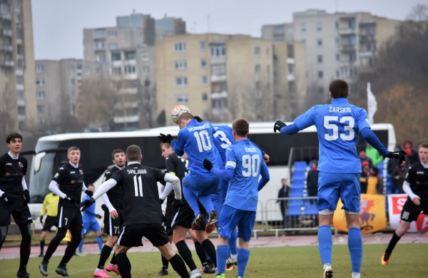 Paskutinėse sezono rungtynėse „Lietava“ trinktelėjo durimis – įveikti bronzos medalių laimėtojai