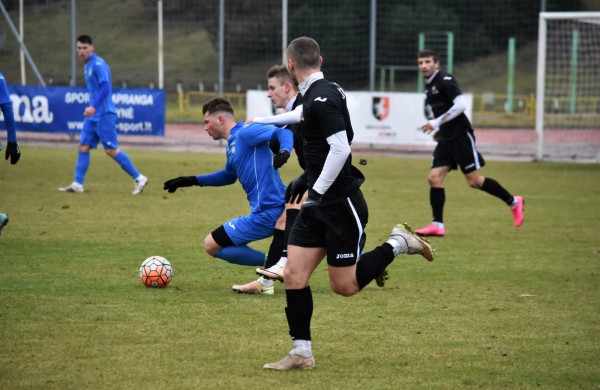 Paskutinėse sezono rungtynėse „Lietava“ trinktelėjo durimis – įveikti bronzos medalių laimėtojai