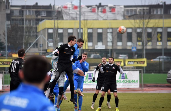 Paskutinėse sezono rungtynėse „Lietava“ trinktelėjo durimis – įveikti bronzos medalių laimėtojai