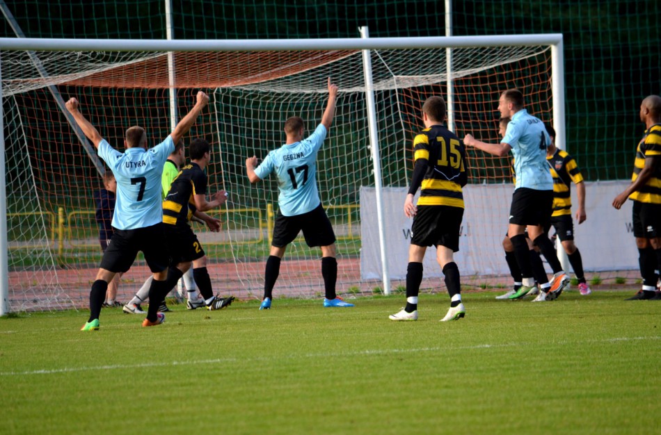 Įspūdingi įvarčiai atnešė puikią pergalę