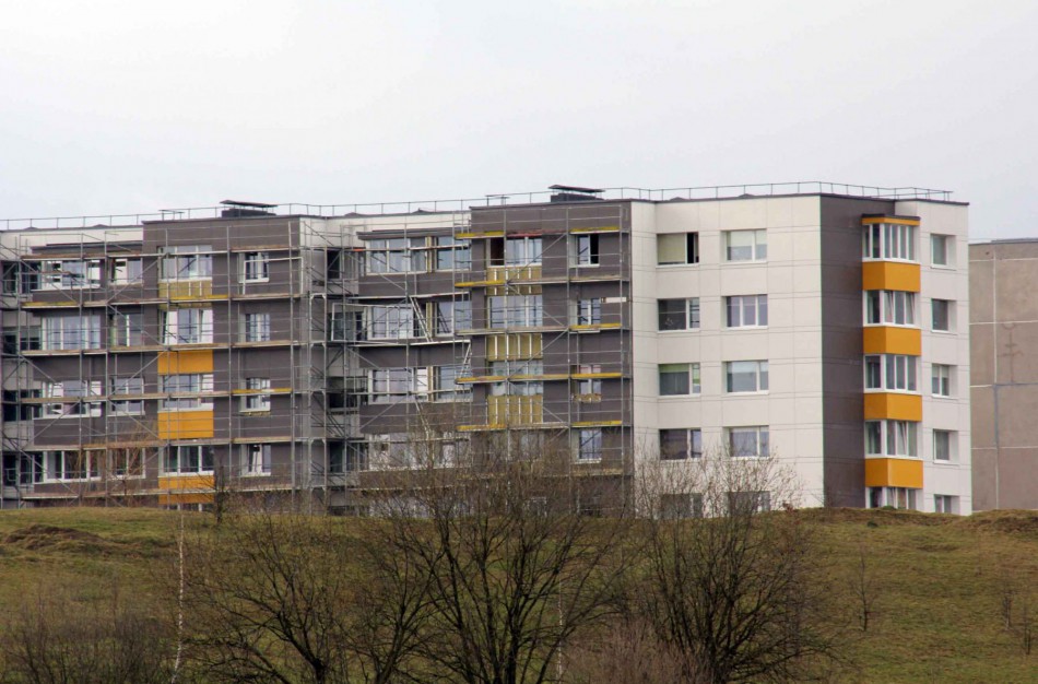 Plečiamas socialinių būstų skaičius: savivaldybė pirks Jonavoje parduodamus butus