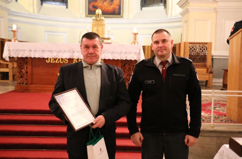 Pagerbti aktyviausi Kauno apskrities policijos rėmėjai, padėkos įteiktos ir dviem jonaviečiams