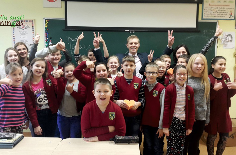 "Lietavos" pagrindinės mokyklos ketvirtokams – verslumo pamoka
