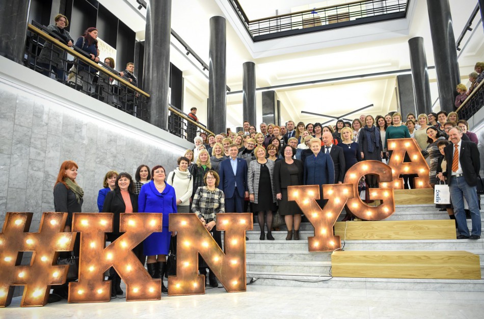 Baigiantis bibliotekų metams – Prezidentės padėka ir jonaviečiams