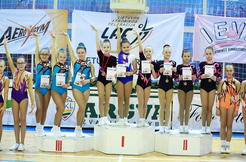Kalėdinė aerobinės gimnastikos sportininkų sueiga Jonavoje