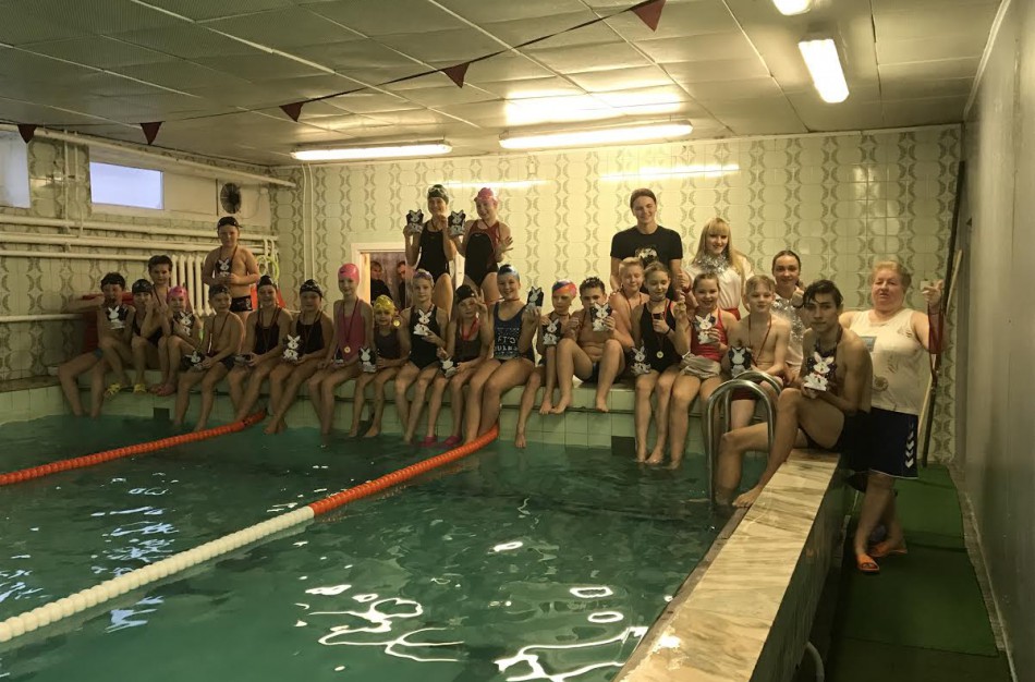 Jonavos baseine – vaikų plaukimo varžybos