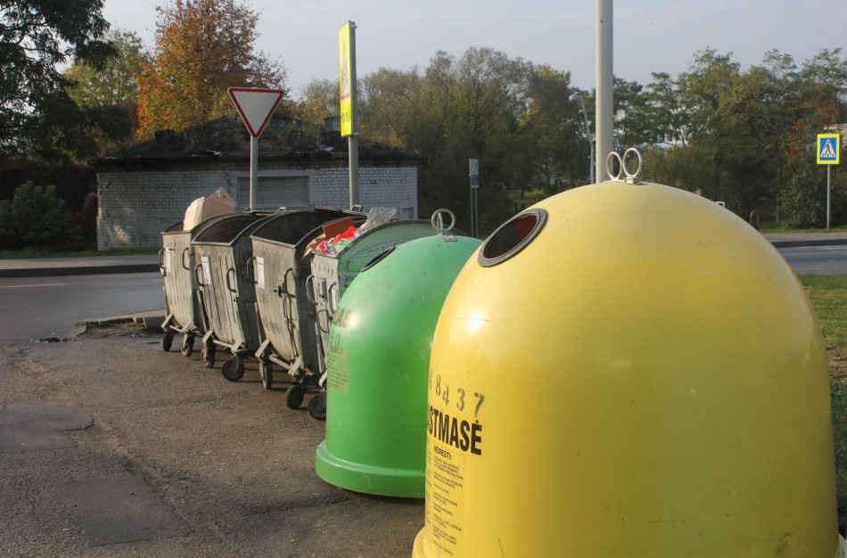 Keičiasi atsiskaitymo tvarka už šiukšlių išvežimą: vieniems paslaugos brangs, kitiems – kainuos pigiau