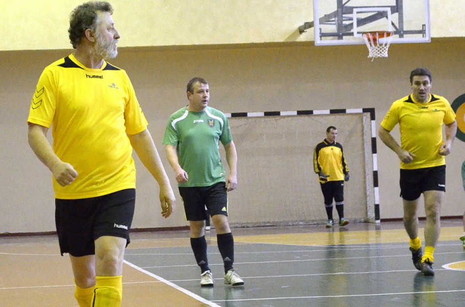 Pasibaigus pogrupio varžybos: be nuostolių „Veteranas“ ir SMK „Vikingai“