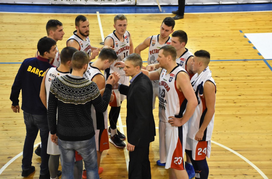 Sporto klubas pralaimėjimų seriją nutraukė Šakiuose