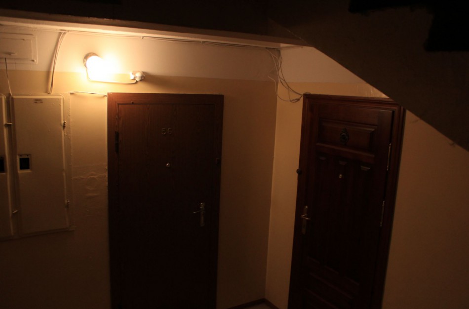 Jonavos gyventojos: būkite budrūs ir užrakinkite abi šarvuotų durų spynas