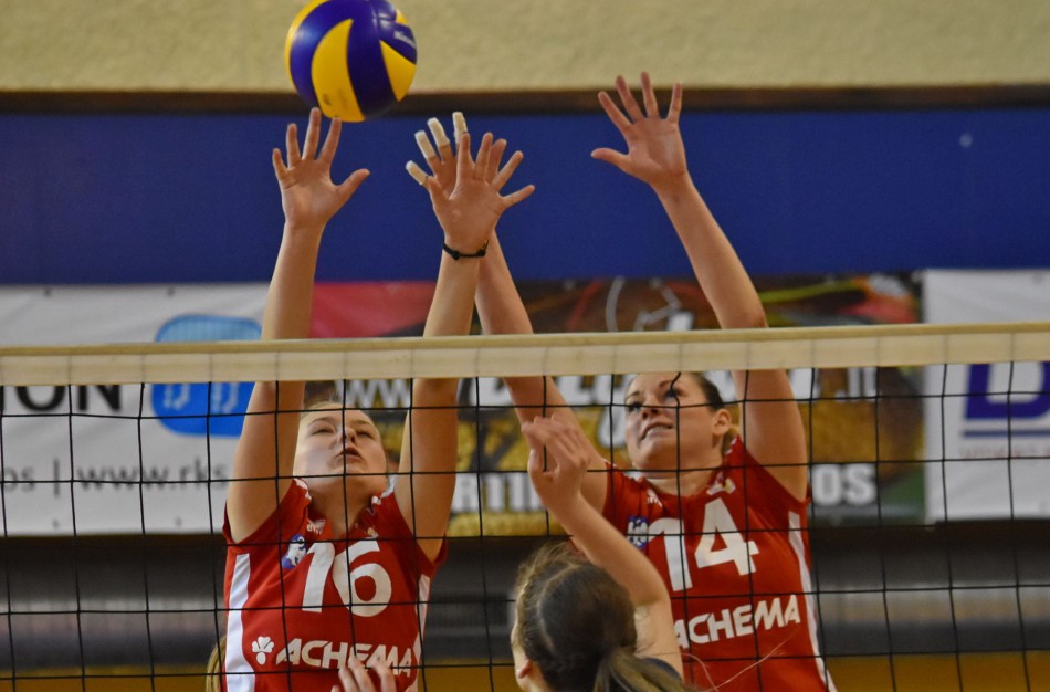 Jonavos tinklininkėms įveikti „TU/Eeden“ komandos nepavyko