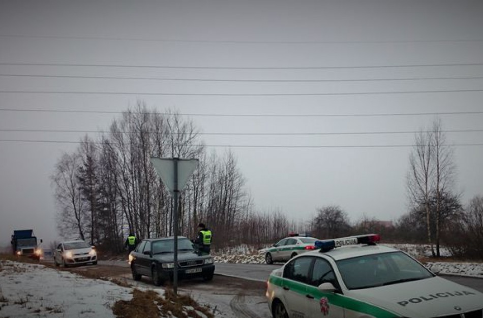 Per vieną dieną – du neblaivūs vairuotojai