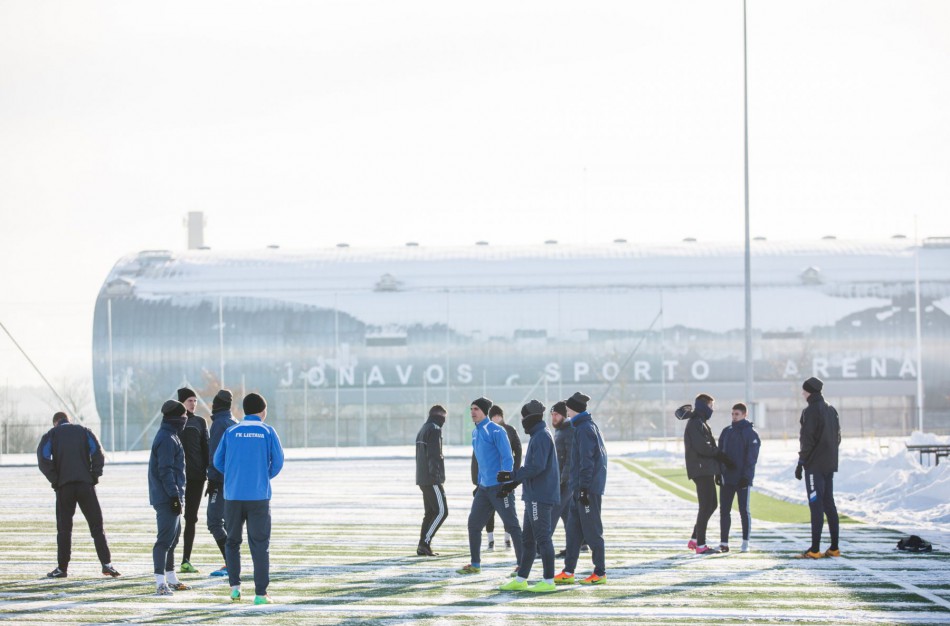 Futbolo klubas „Jonava“ kviečia rinkti naują klubo logotipą