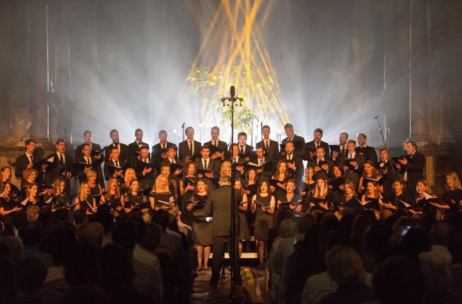 Nepriklausomybės atkūrimo dieną – choro „Bel Canto“ koncertas Jonavos arenoje