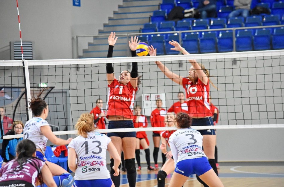 Trenerės norai išsipildė: laimėjusi prieš estes, „Achema-KKSC“ grumsis dėl 5 vietos