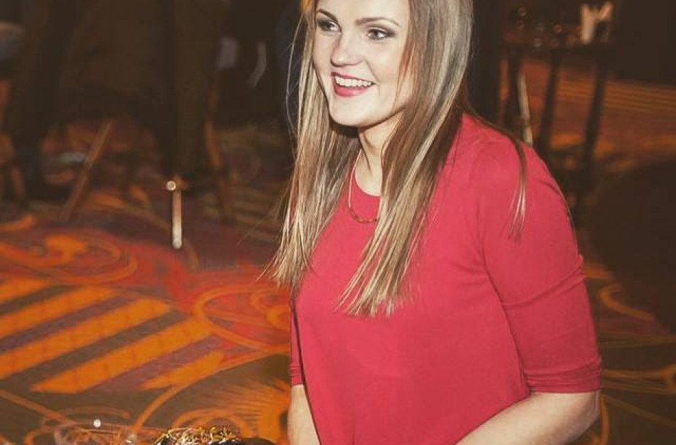 Ieškoma iš Plungės į Vilnių vykusi ir dingusi mergina, automobilis rastas Jonavos rajone