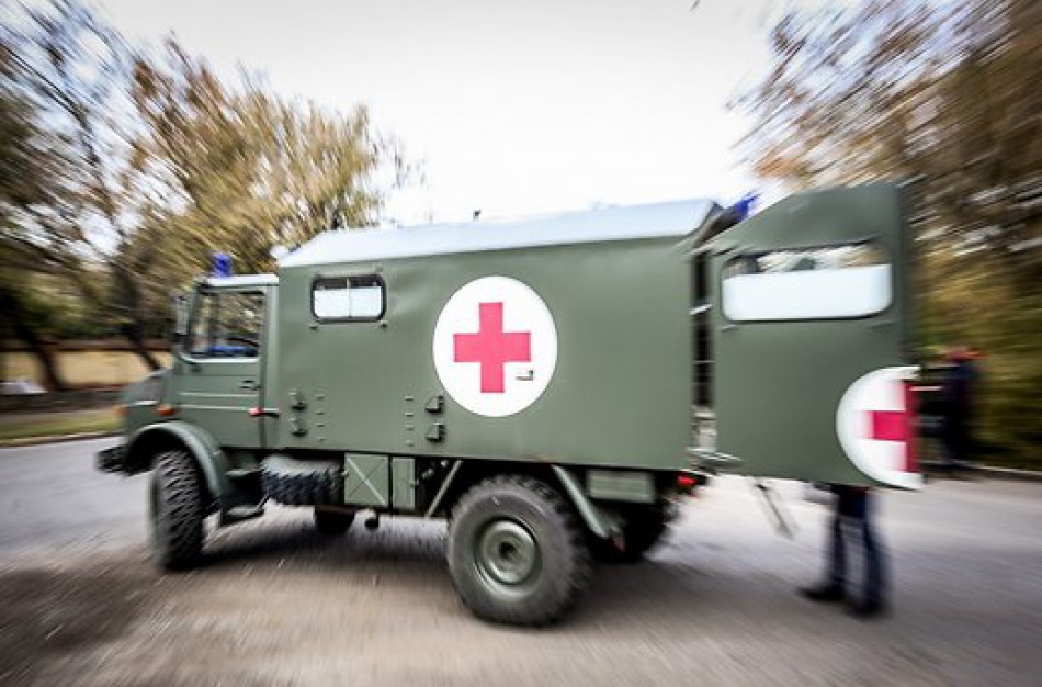 Rukloje trys kariai apdegė veidus ir plaštakas