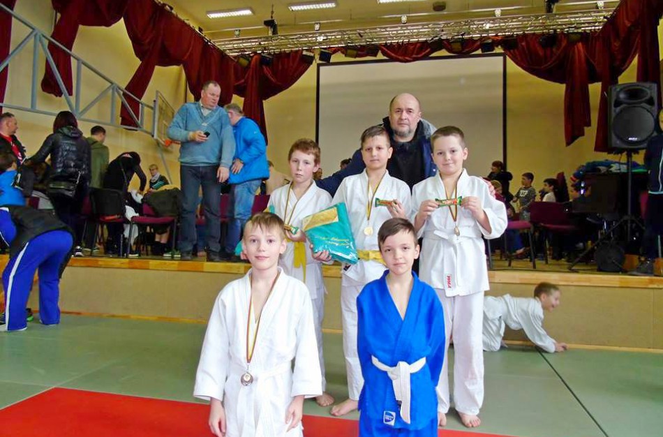 Prizinių vietų siekė ir jaunieji Jonavos dziudistai