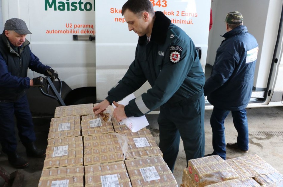 Dalis konfiskuotos kavos atiteks ir jonaviečiams