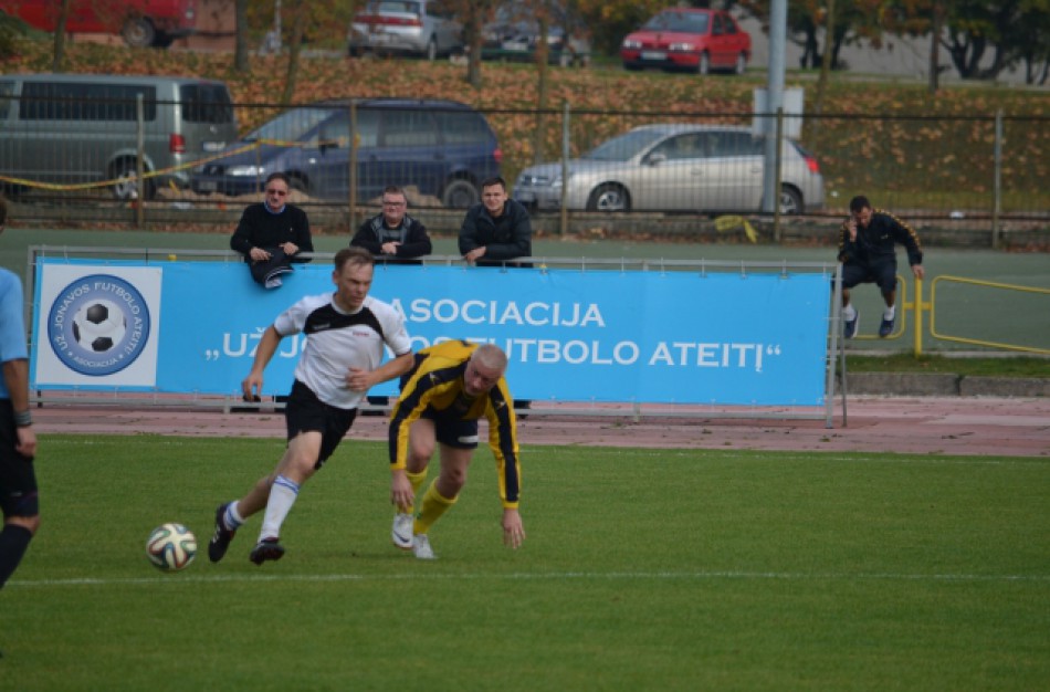 Jonavos senjorų lygiosios sostinėje