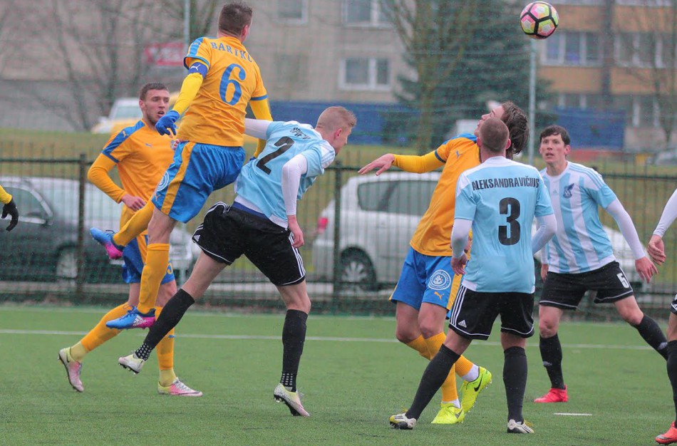 Progas iššvaisčiusi „Jonava“ nesileido „Atlantui“