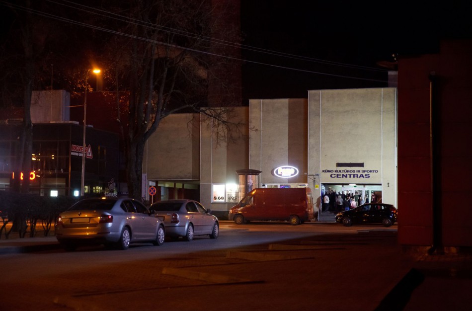  Jonavos politikų akiratyje – dvi kavinės: siūloma riboti prekybos alkoholiu laiką 