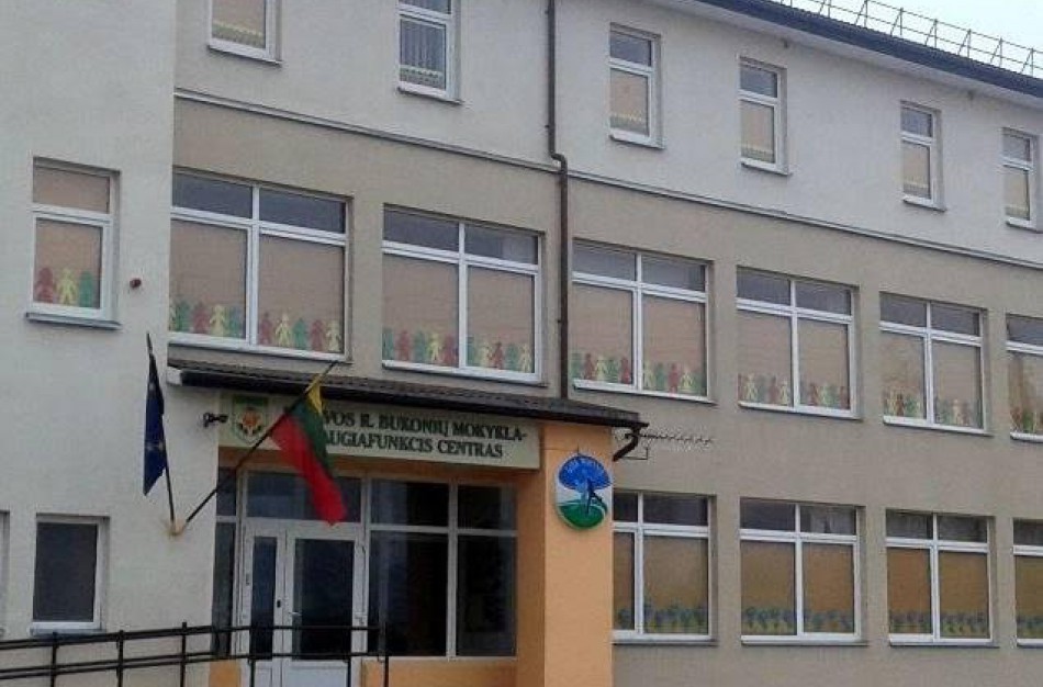 Skelbiamas atviras konkursas laisvoms Bukonių mokyklos-daugiafunkcio centro direktoriaus pareigoms eiti