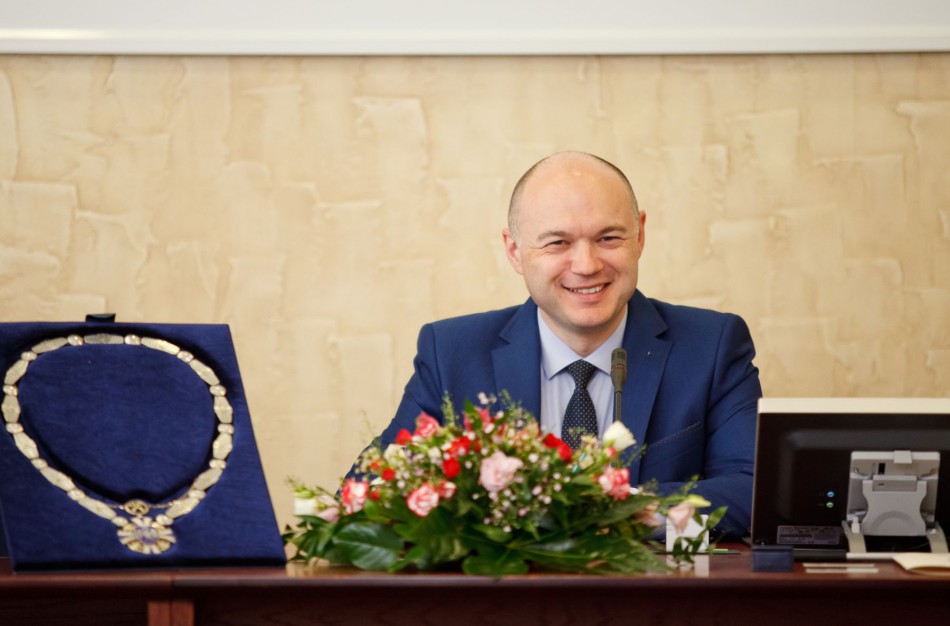 Prisiekė meras E.Sabutis, tarybos narys R.Skuja, mero pavaduotoju išrinktas E.Andrejevas