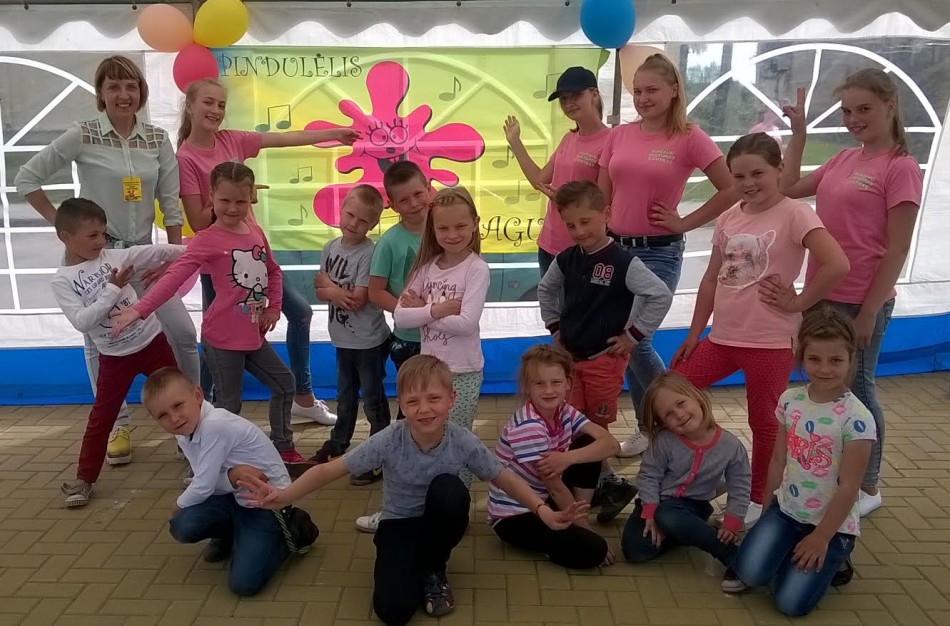 Kuigalių kultūros centro mėgėjų meno kolektyvai sezoną baigė puikiu laimėjimu