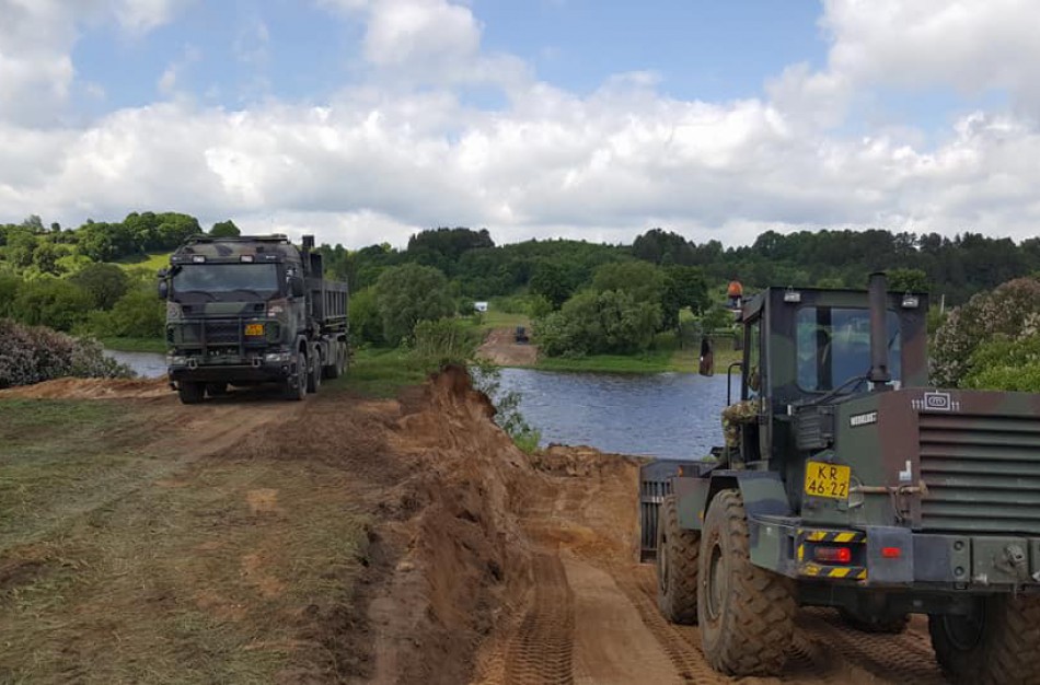 Prieš dideles karines pratybas Jonavos rajone iškils laikinasis tiltas