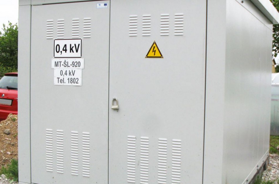 Ilgapirščių neatbaido net specialiais ženklais apie pavojų gyvybei pažymėti įrenginiai