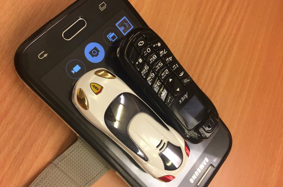 Pričiuptiems telefoniniams sukčiams tenka skaityti pasaką apie arklį 