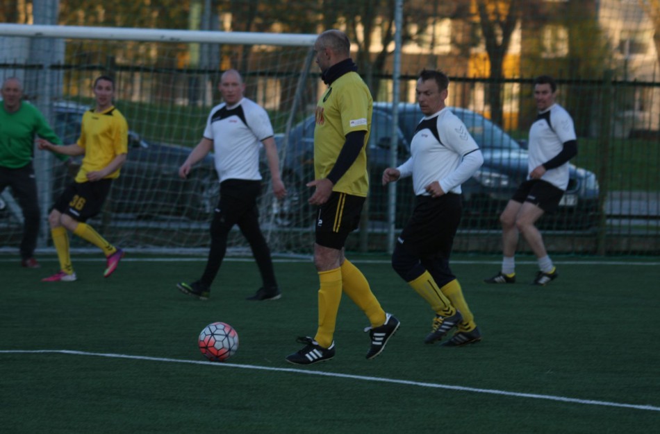 Lyderiai stiprino pirmaujančias pozicijas