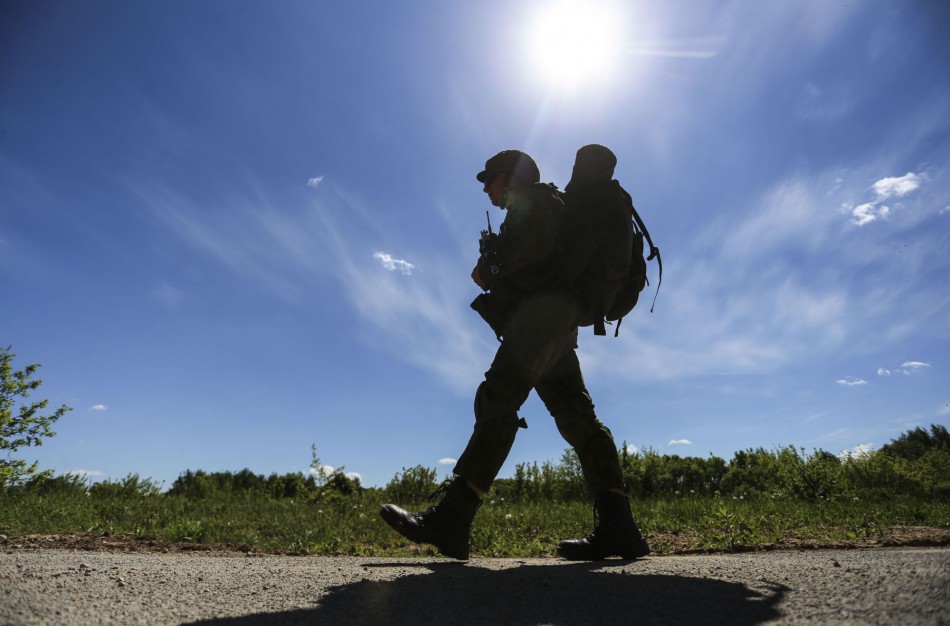 Kariškai ir trumpai: Karo medicinos tarnyba pataria, kaip išvengti perkaitimo