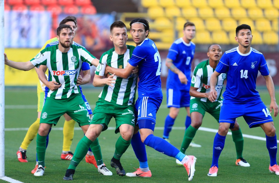 Susitikimas su čempionu baigėsi skaudžiu pralaimėjimu